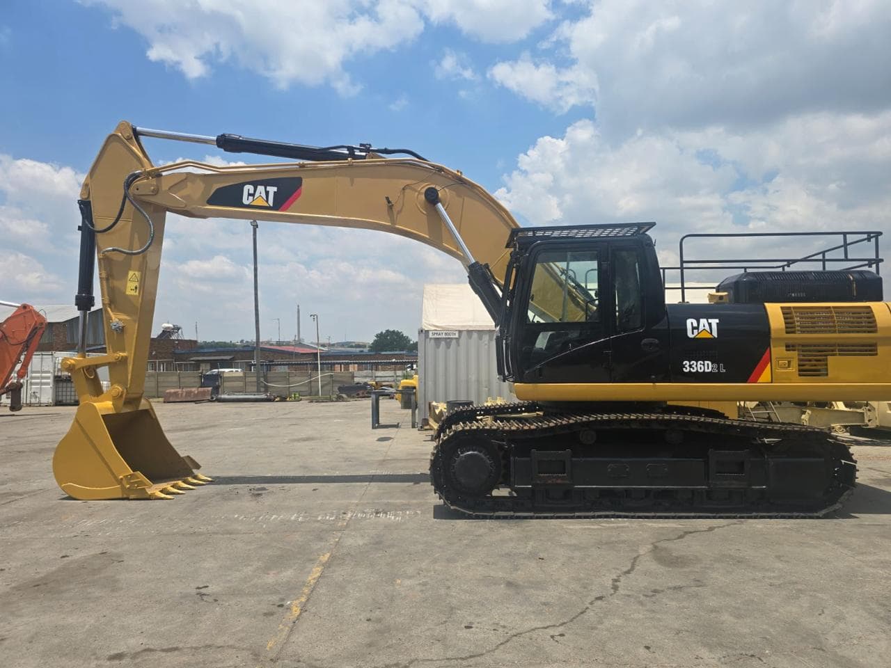 CAT 336D2 Excavator (refurbished)